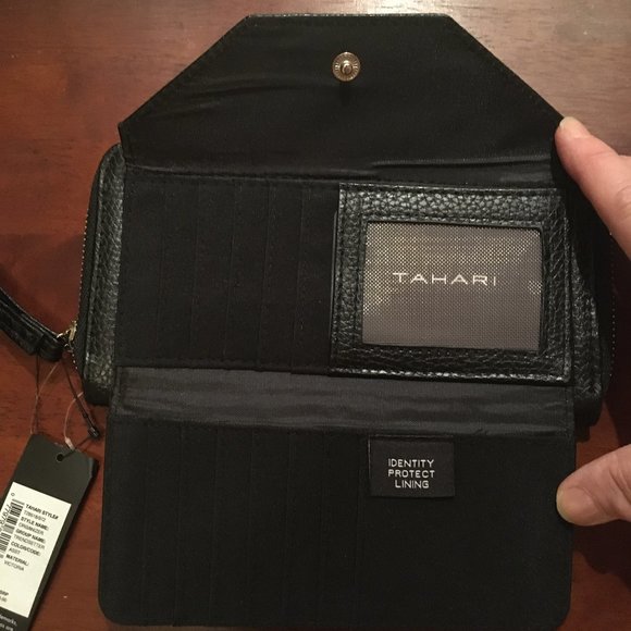 Tahari Women's Black Trendsetter Clutch Wallet Organizer with Wrist Strap NWT - Picture 6 of 15